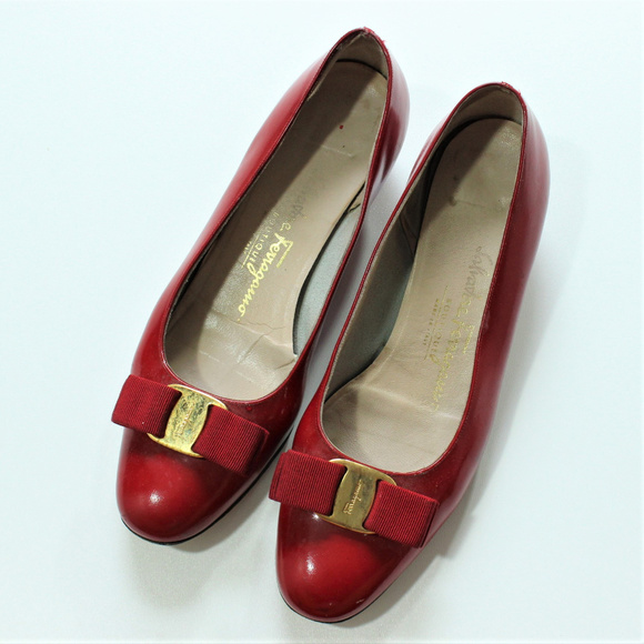 Ferragamo Red Bottom Shoes Factory Sale 